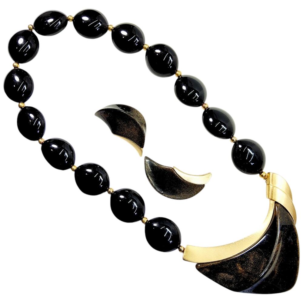 Trifari Kunio Matsumoto Vintage Modernist Necklace Earring Set Black Lucite Gold